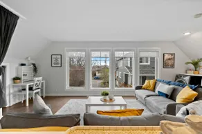 Olde Towne Loft + Walk to Shops + Wi-Fi + Studio - Image 5
