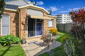 Cosy, Charming, Central Caloundra Getaway - Image 5