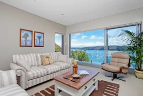The Commodore Penthouse - Image 2