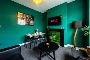 Spacious Central Nottingham House - Image 2
