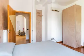 Apartment-Own bathroom-Designer-Balcony-Il Ser - Image 4