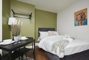 Hayy Studio Suite | Sleek, Comfort, Town Location - Image 2