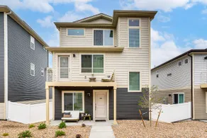 13 Mi to Dtwn Denver: Spacious Home w/ Balcony! - Image 3
