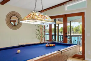 Beautiful and Relaxing Lakefront Getaway - Image 2