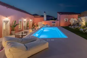 Arhontiko Archanes Eleni Suite - Getaway with Pool - Image 2