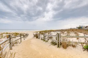 Walk to Bay & Ocean: Pet-friendly Surf City Apt - Image 3