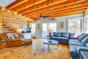 Paddle, Swim & Hike: Family Lake House in Vermont - Image 4