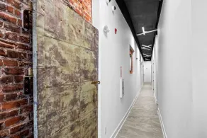 Tesla Loft 1 BR 3 Beds - Image 5