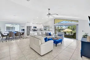 New!Dockside Dream-Heated Salt Pool, Walk to Beach - Image 5