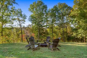 Secluded Nashville Luxury Lodge - Image 4