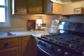 Easy walk to downtown Three Oaks - Image 5