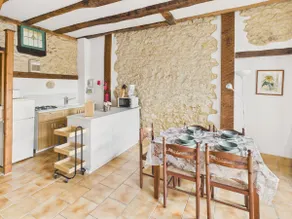 Semi-detached cottage, 4 adults 1 child, shared swimming pool - Image 4