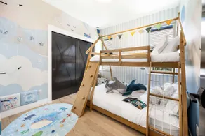 Ocean-Inspired 3B Modern Retreat w Kids Room - Image 4
