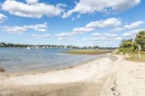 Point of Happiness: Cape Cod Charm & Comfort - Image 5