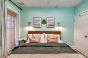 New! Downtown, Parking, Walk Everywhere, Balcony! - Image 3