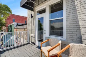 Pocahontas | Balcony + Marina Views - Image 2