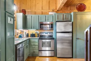 Peaceful 3BR Cabin • Pet-Friendly • Pools • Trails - Image 4