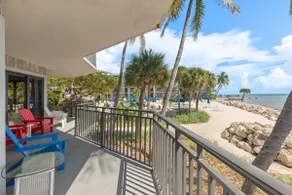 Mar Y Sol Ocean Front A101: 3 sovrum, 2. 5 BA Condominium i Key West, 8 sovplatser - Image 5