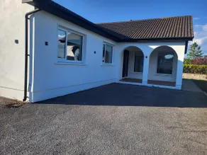Luxurious 4-Bed House in Tipperary Town - Image 3
