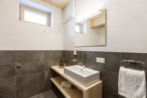 2-bedroom apartment - Image 5