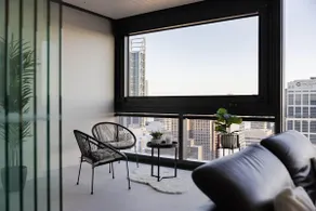 Luxury Perth Hub | Walk to RAC Arena & City - Image 2
