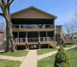 Shoreline Estates - Upper Apartment - Image 2