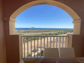Beautiful 3-bedroom penthouse with views in Tomá - Image 5