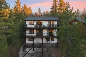 Modern Lodge Near the Ski Slopes, Hot Tub, Games - Image 5