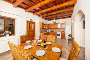 Teacher Cottage - Image 4