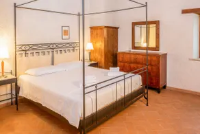 615b Tuscany Farmhouse - Image 3