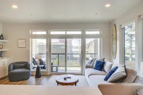 Walk to Beaches: 'siletz Bay Bliss' Townhome - Image 4