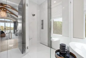 Suite Retreat - Smith Mountain Lake Resort Home - Image 4