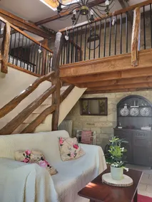 Couple's cottage 2-4 people. Romantic getaway - Image 5