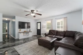 Pet Friendly home in Crestview - Image 2
