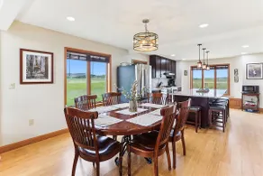 Hot Tub, Pet Friendly, Wood Burning Fireplace! - Image 2