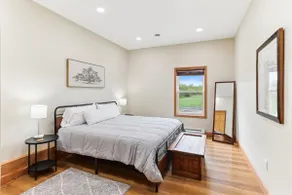 Hot Tub, Pet Friendly, Wood Burning Fireplace! - Image 3