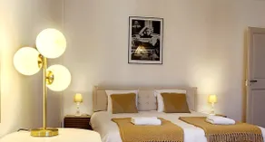 The setting of confidences-Apartament-Exclusiu-Bany - Image 2