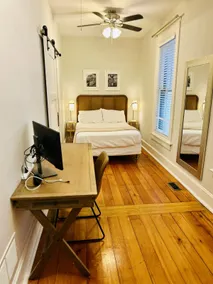 Mid-Century Modern | Walk to Wrigley - Image 5