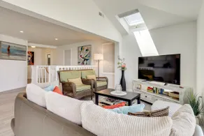 Oceanfront Cottage on Cape Cod Bay w/ Game Room - Image 5