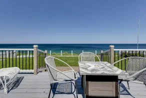 Oceanfront Cottage on Cape Cod Bay w/ Game Room - Image 2