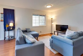 3 Mi to Alaska Zoo: Family Home in Anchorage! - Image 4