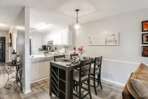 9 Mi to Moody Afb: Newly Updated Condo Near Dining - Image 2