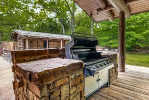 Escape - Pool, Hot Tub, Fire Pit, Pickleball&More - Image 4