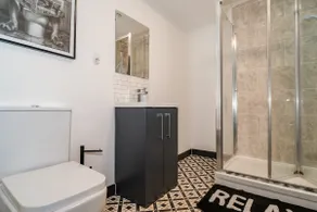Penthouse City Centre Apartment - Image 3