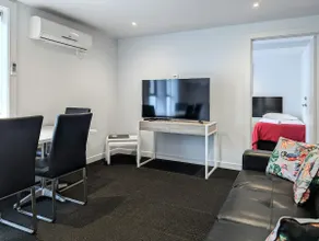 2br family apartment near Royal Childrens Hospital - Image 3