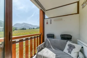 Nice studio, sleeps 5, with balcony and nice view - Image 4