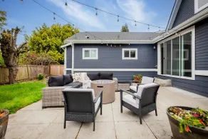 Ballard Craftsman | Sleeps 10 | A/C, BBQ & Firepit - Image 4