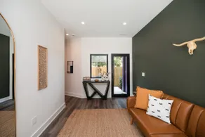 Sleeps 16! TWO Rooftops and more - Image 3
