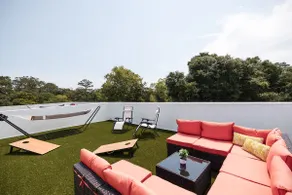 Sleeps 16! TWO Rooftops and more - Image 2