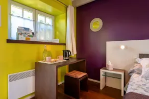 Camellia Studio with Breakfast - Image 5